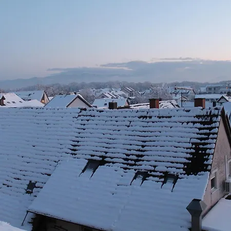 Zur Sonne Konukevi
