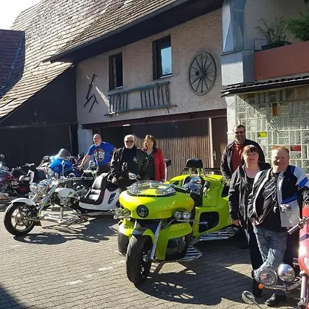 Konukevi Zur Sonne